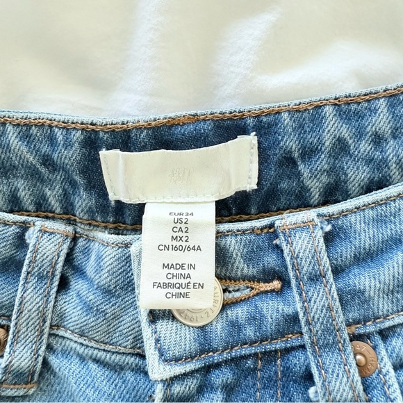 H&M Light Blue Straight Leg Women's Jeans - Picture 4 of 9